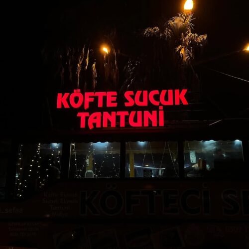 Köfte Sucuk Tantuni